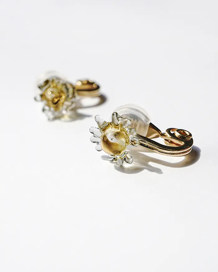 イヤリング 夕暮れのカモミール グレー4